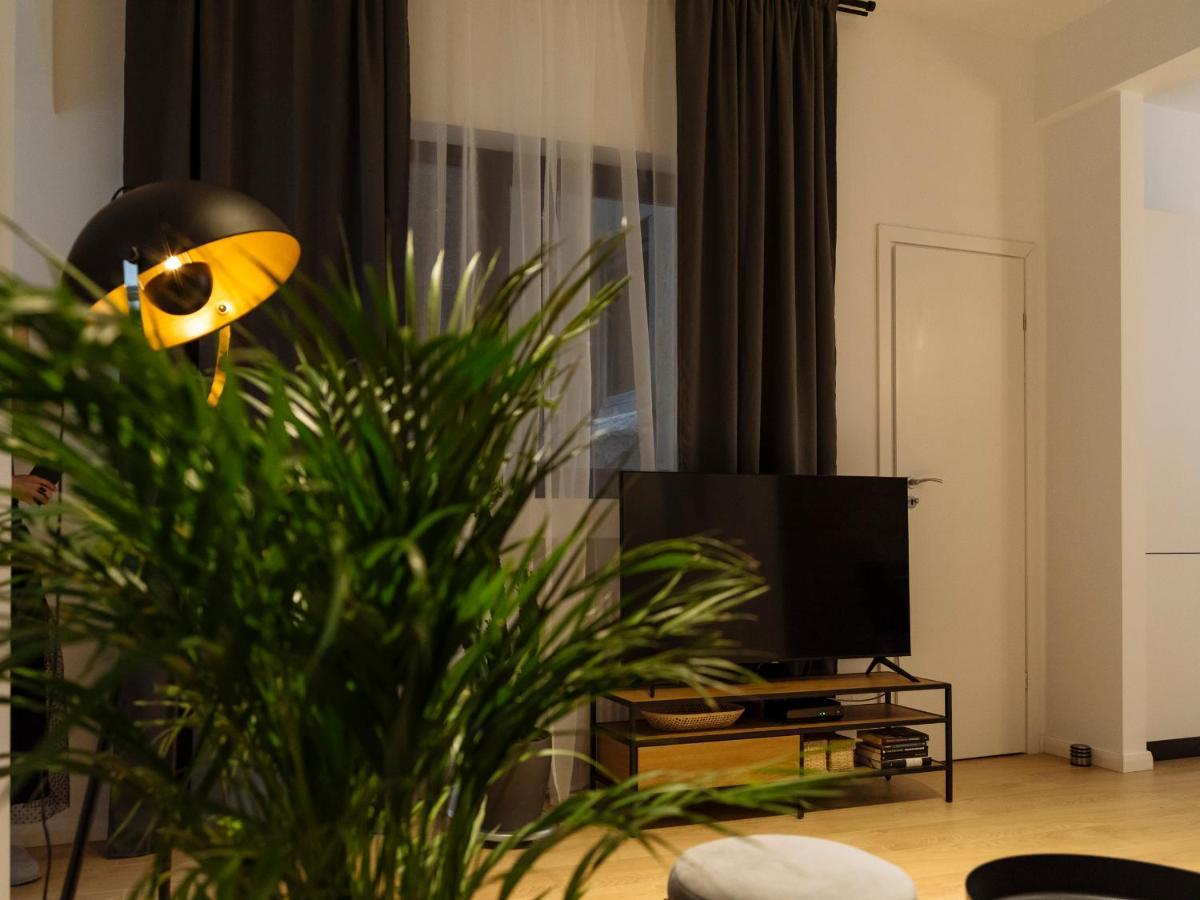 Bright 3Br Flat - Top Location - Green View Balcony Bucharest Exterior photo